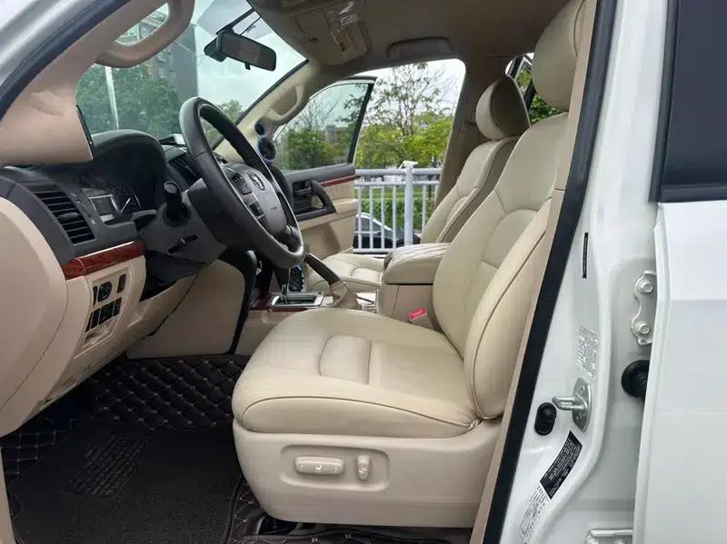 TGS Land Cruiser 2016 4.0T Automatic 4WD 5-seater Parallel Import — миниатюра 20
