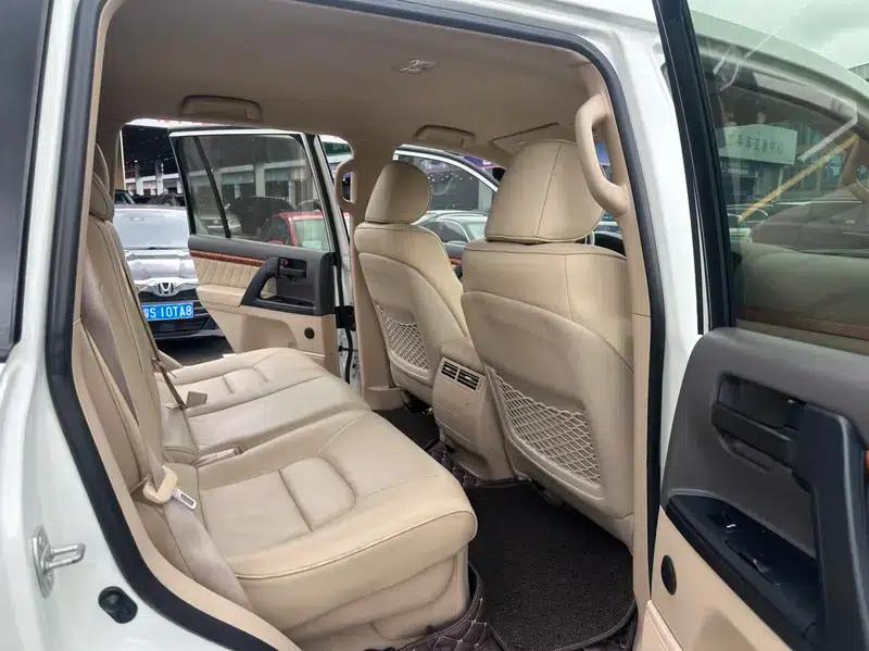 TGS Land Cruiser 2016 4.0T Automatic 4WD 5-seater Parallel Import — миниатюра 21