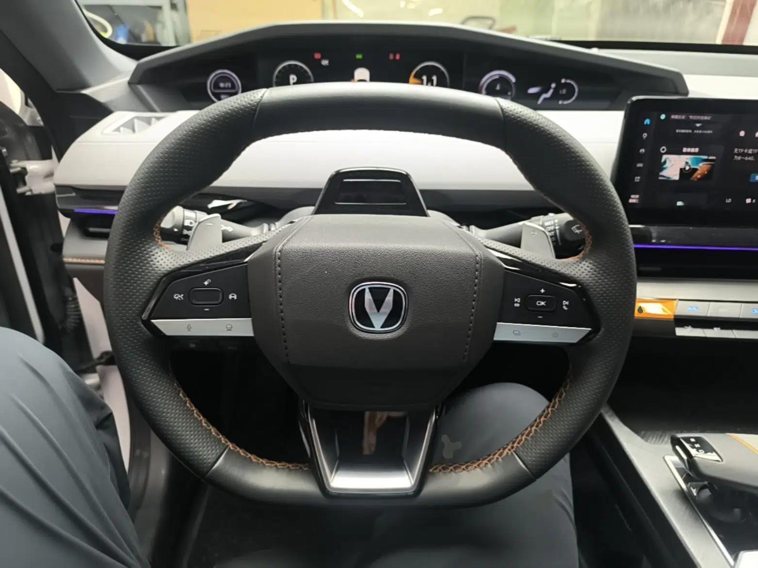 CHANGAN UNI-V 2022 1.5T Prestige Version — миниатюра 13