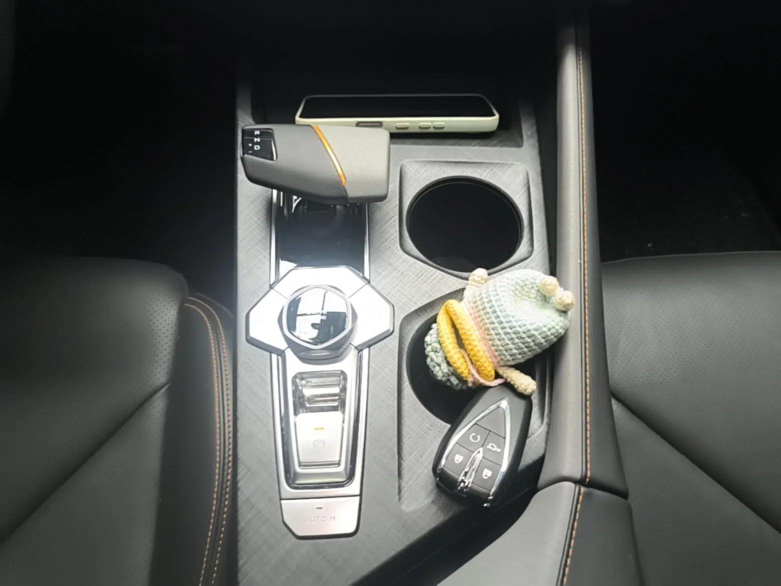 CHANGAN UNI-V 2022 1.5T Prestige Version — миниатюра 16