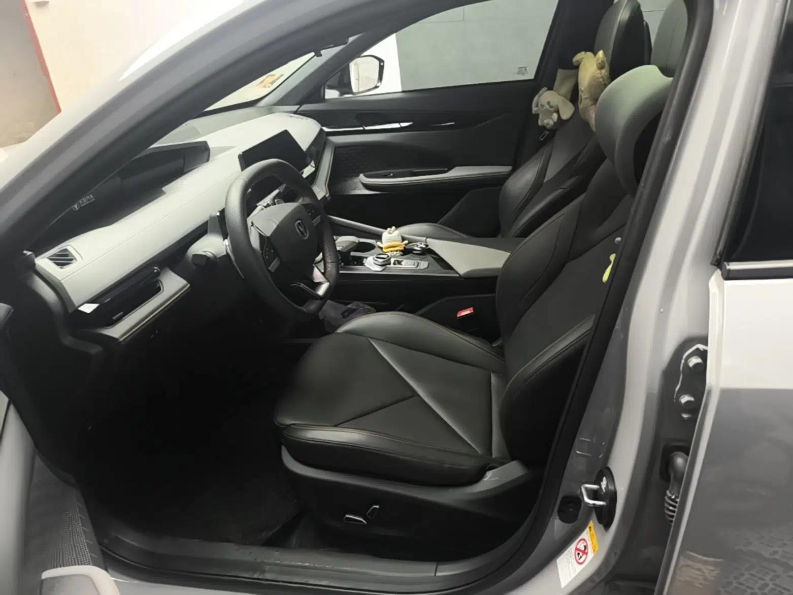 CHANGAN UNI-V 2022 1.5T Prestige Version — миниатюра 17