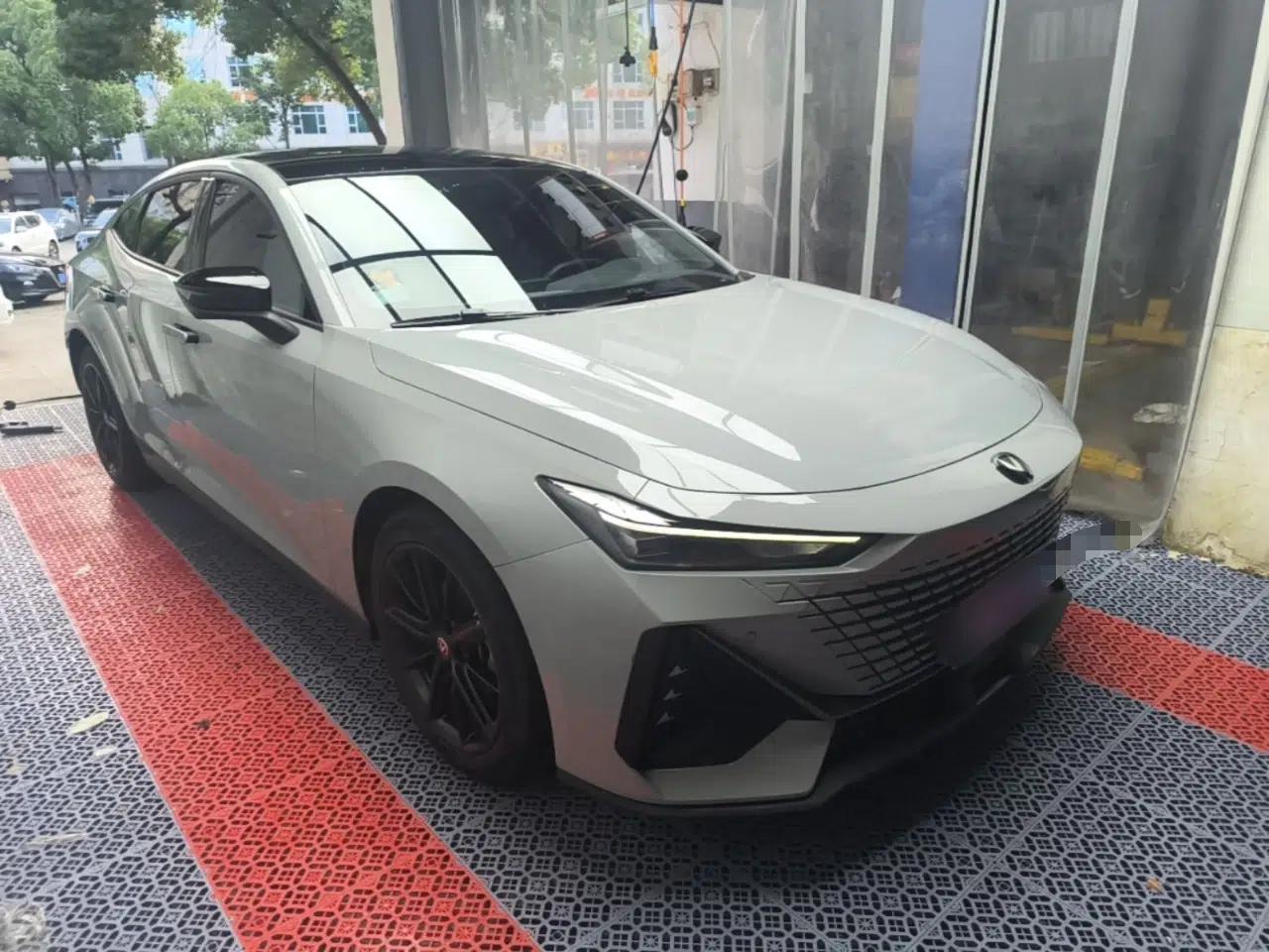 CHANGAN UNI-V 2022 1.5T Prestige Version — миниатюра 3