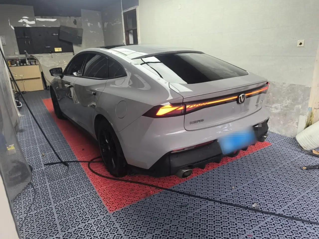 CHANGAN UNI-V 2022 1.5T Prestige Version — миниатюра 4
