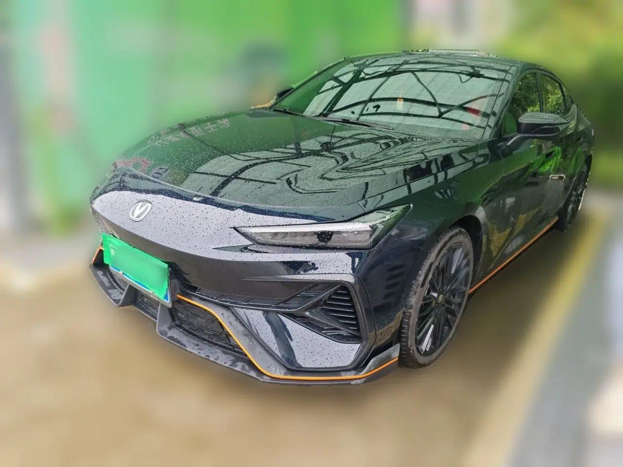 CHANGAN UNI-V 2025 Model Third-Generation 1.5T 500Bar Prestige Sports Edition — миниатюра 1