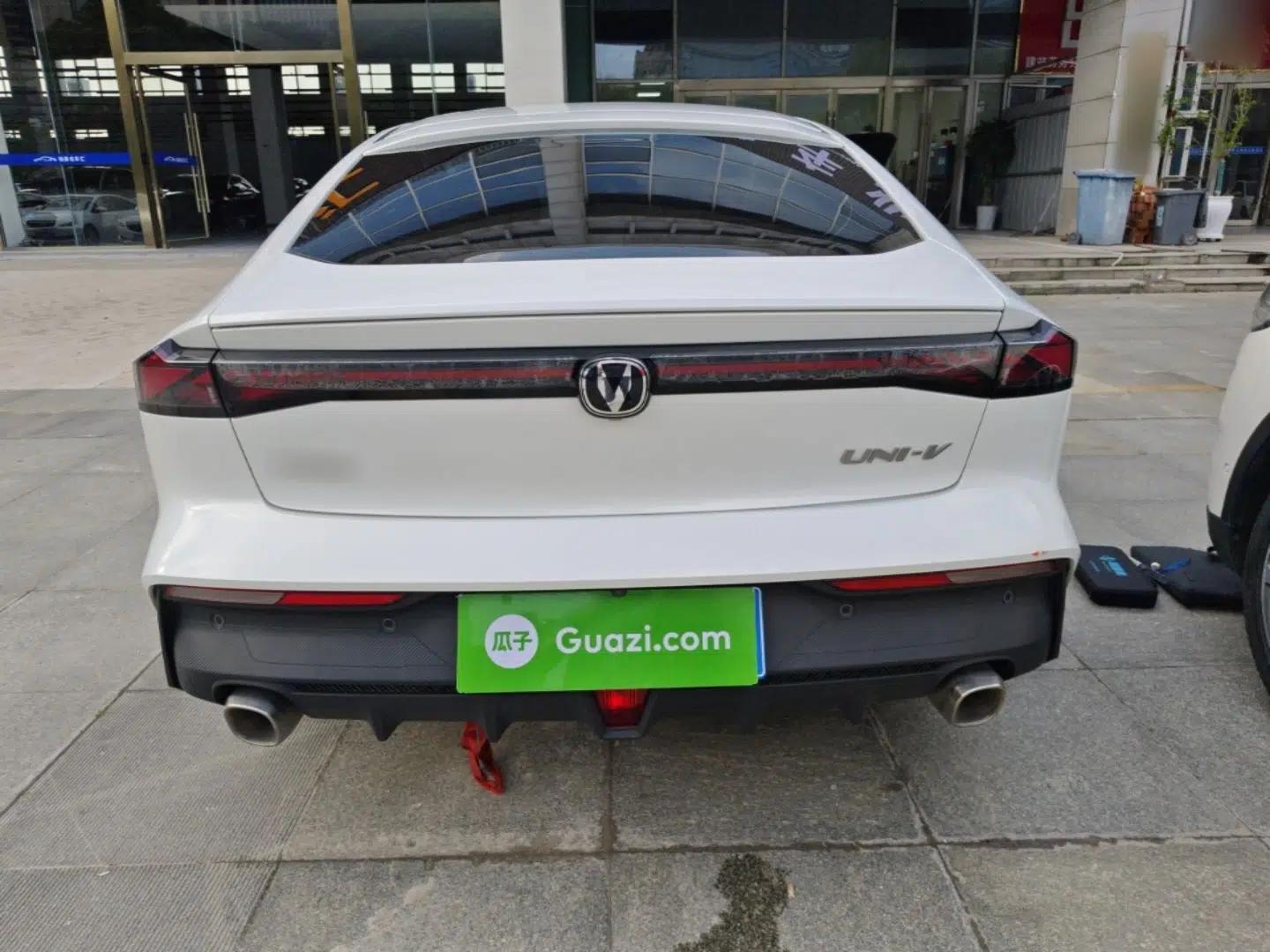 CHANGAN UNI-V 2022 1.5T Prestige Version — миниатюра 5