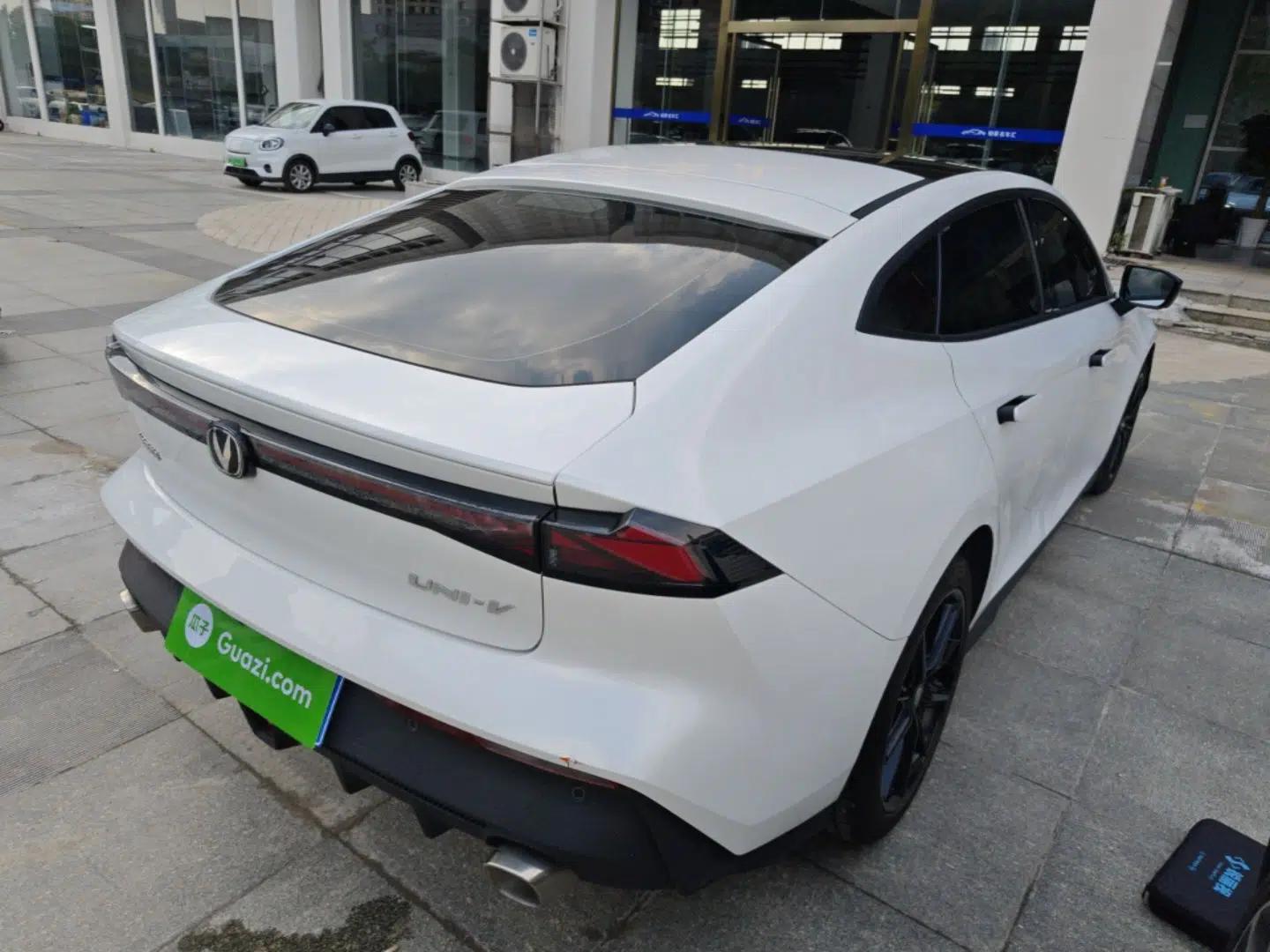 CHANGAN UNI-V 2022 1.5T Prestige Version — миниатюра 6