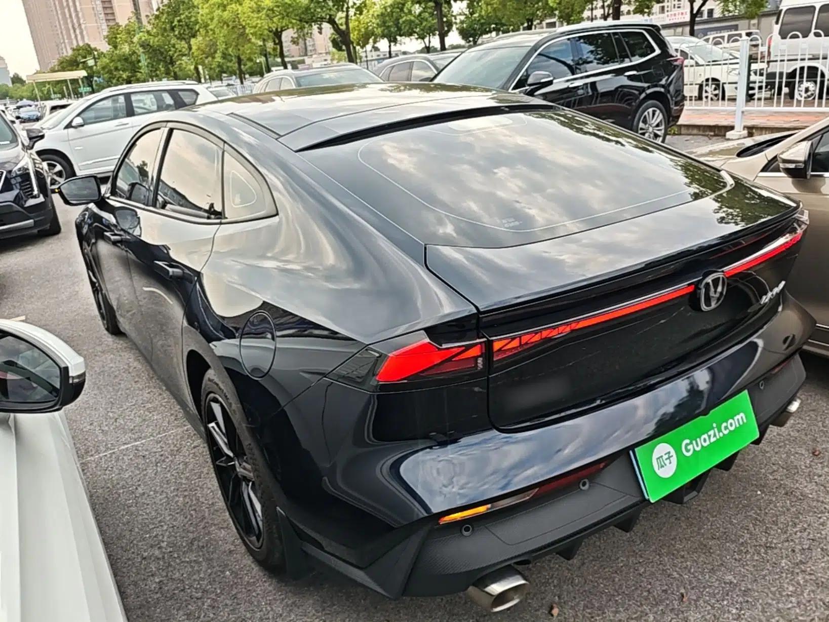 CHANGAN UNI-V 2023 1.5T Prestige Model — миниатюра 4