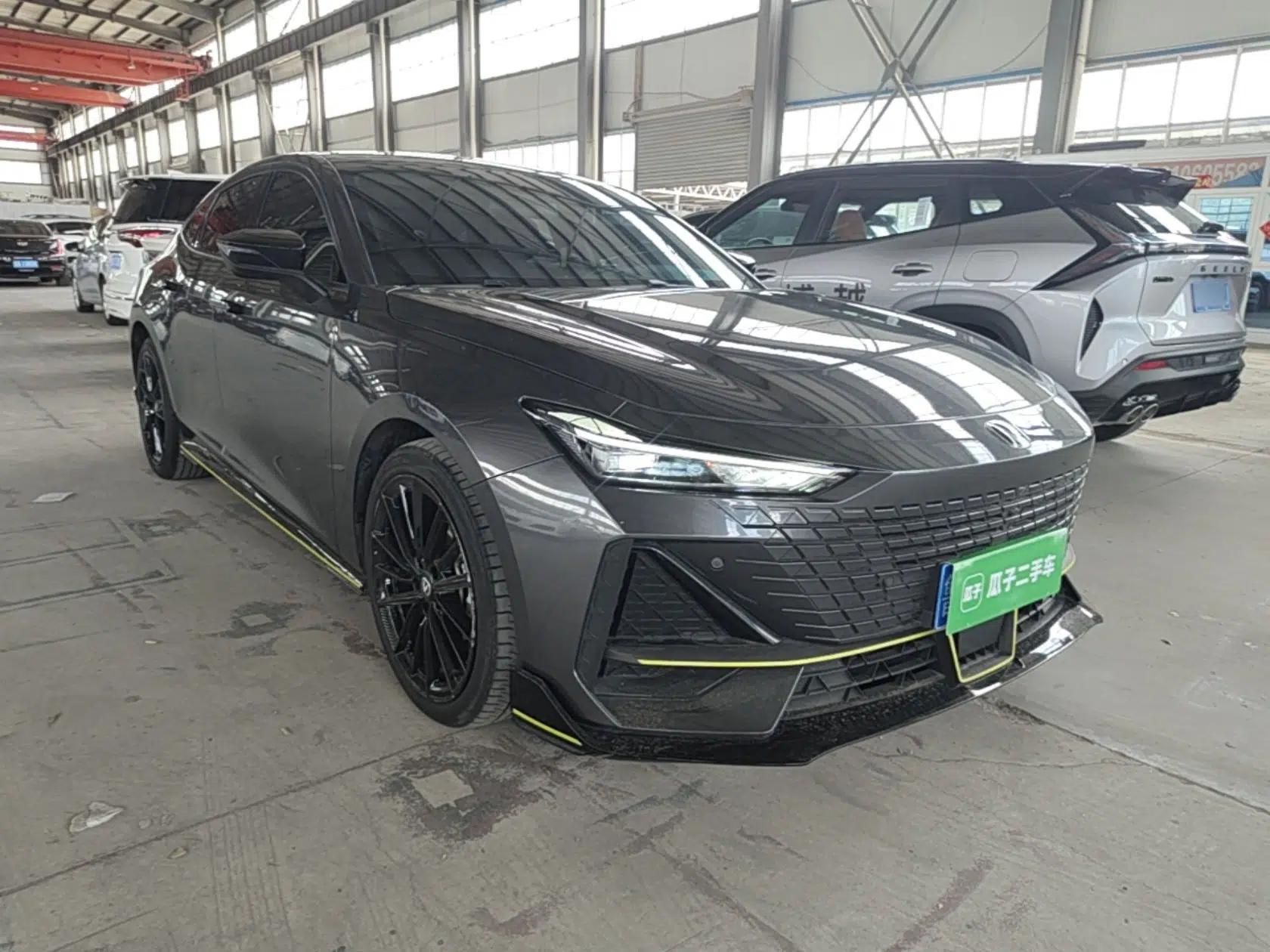 CHANGAN UNI-V 2022 1.5T Sport Edition — миниатюра 3