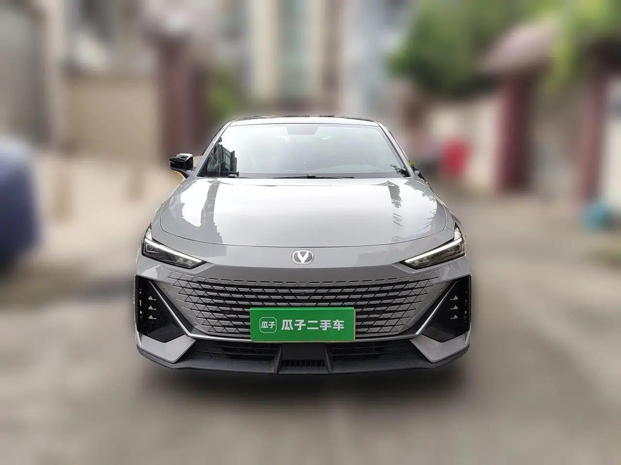 CHANGAN UNI-V 2022 1.5T Prestige Version — миниатюра 2