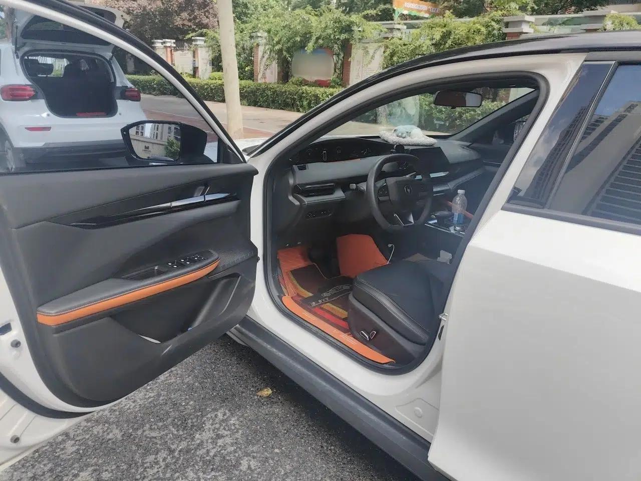 CHANGAN UNI-V 2022 1.5T Prestige Version — миниатюра 16