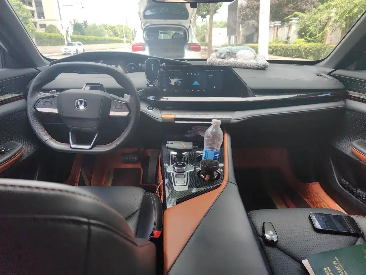 CHANGAN UNI-V 2022 1.5T Prestige Version — миниатюра 9