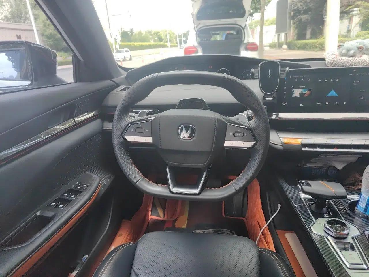 CHANGAN UNI-V 2022 1.5T Prestige Version — миниатюра 10