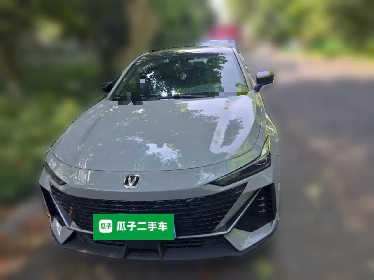 CHANGAN UNI-V 2022 1.5T Prestige Version — миниатюра 2