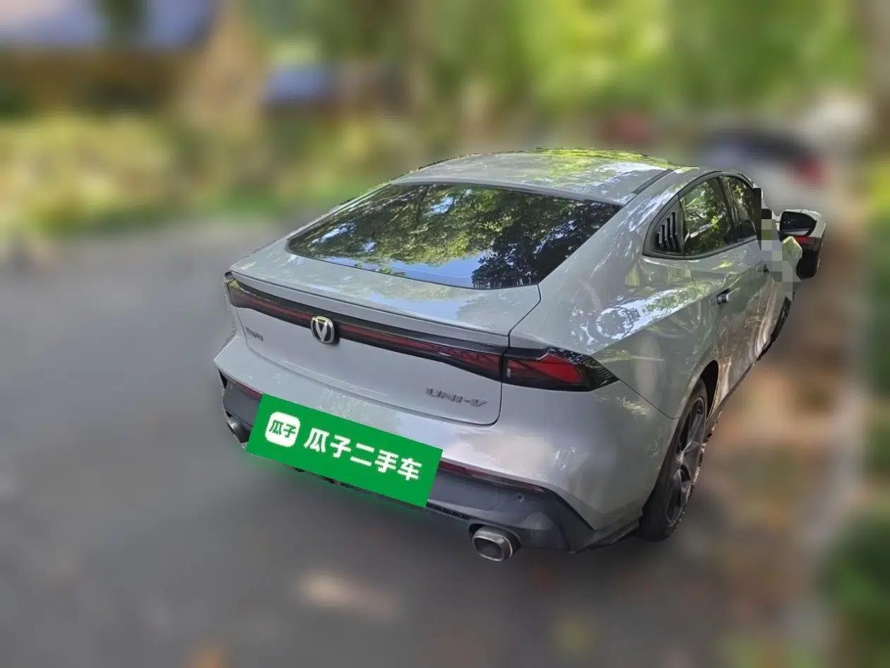 CHANGAN UNI-V 2022 1.5T Prestige Version — миниатюра 6