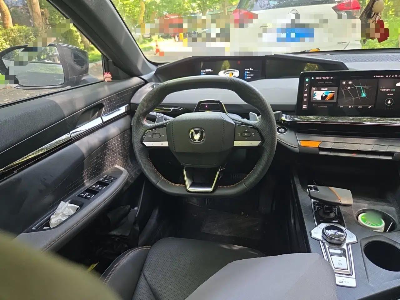CHANGAN UNI-V 2022 1.5T Prestige Version — миниатюра 10
