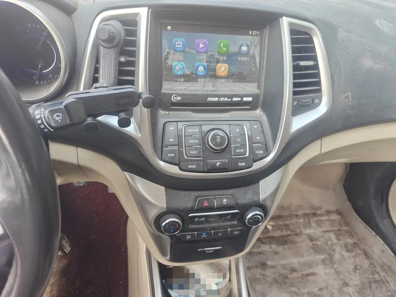 CHANGAN Eado 2015 1.6L Manual Luxury Model China IV Standard — миниатюра 13