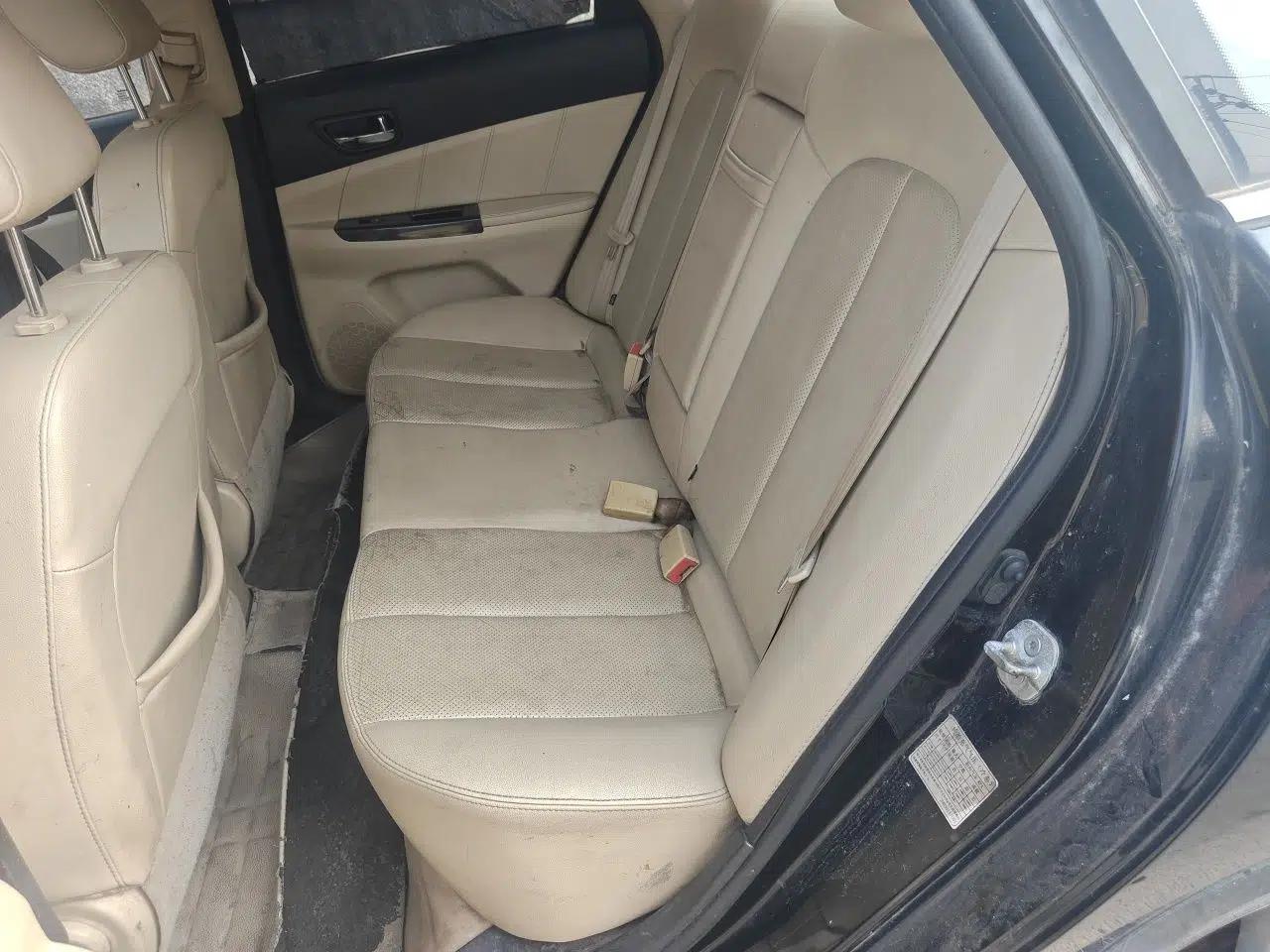 CHANGAN Eado 2015 1.6L Manual Luxury Model China IV Standard — миниатюра 17