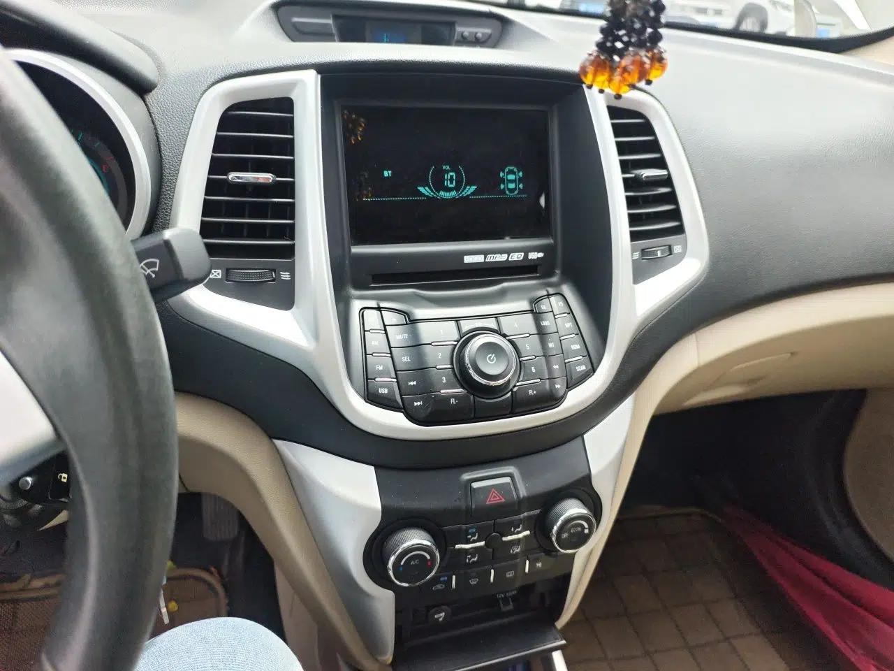 CHANGAN Eado 2014 1.6L Manual Luxury Model — миниатюра 13