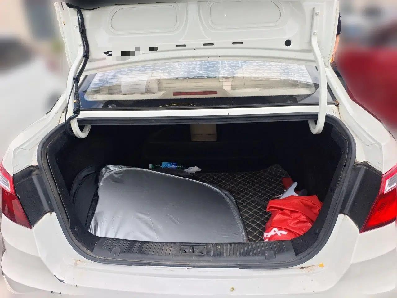CHANGAN Eado 2014 1.6L Manual Luxury Model — миниатюра 19