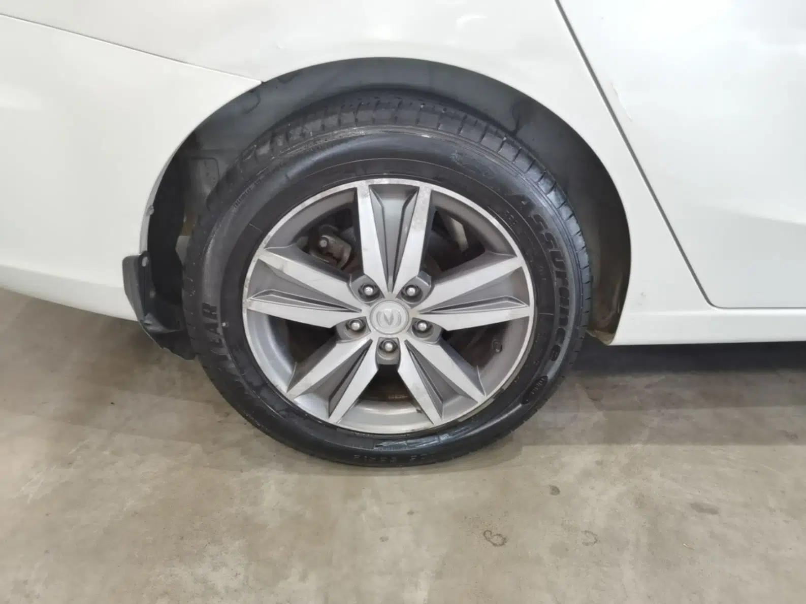 CHANGAN Eado 2015 1.6L Manual Luxury Model China V Standard — миниатюра 11
