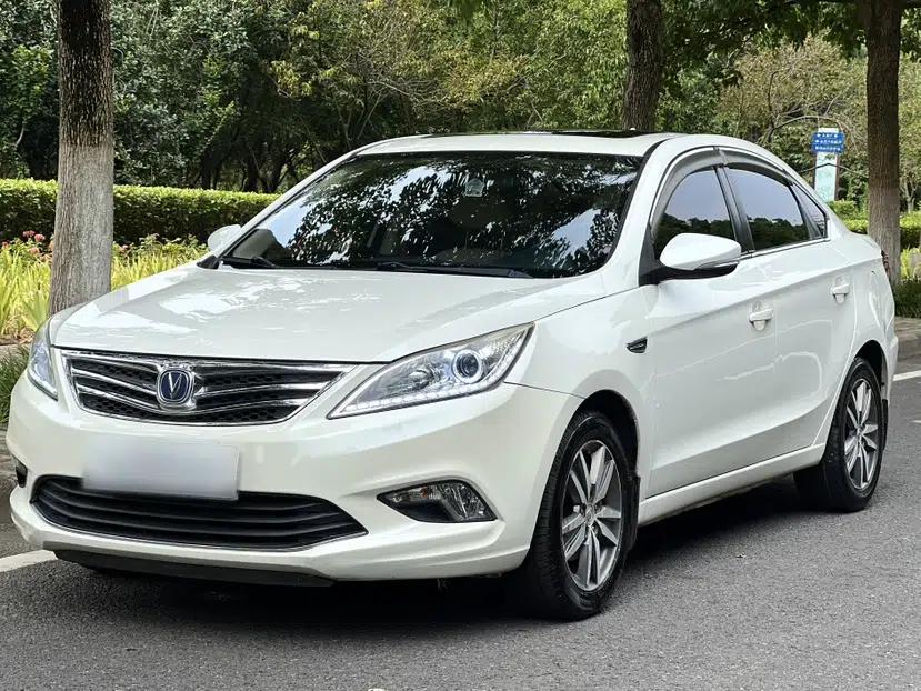CHANGAN Eado 2015 1.6L Manual Luxury Model China V Standard — миниатюра 12