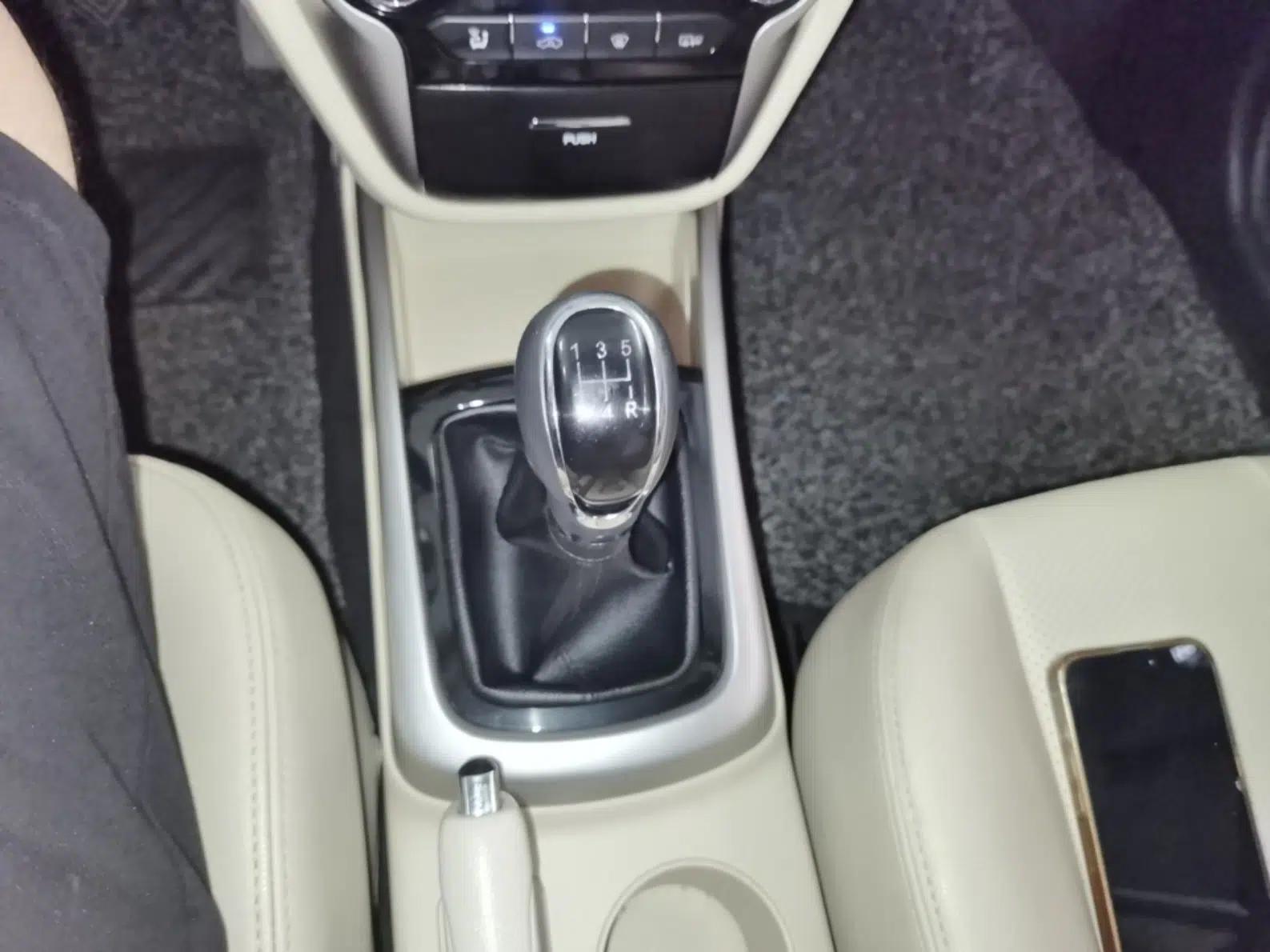 CHANGAN Eado 2015 1.6L Manual Luxury Model China V Standard — миниатюра 23
