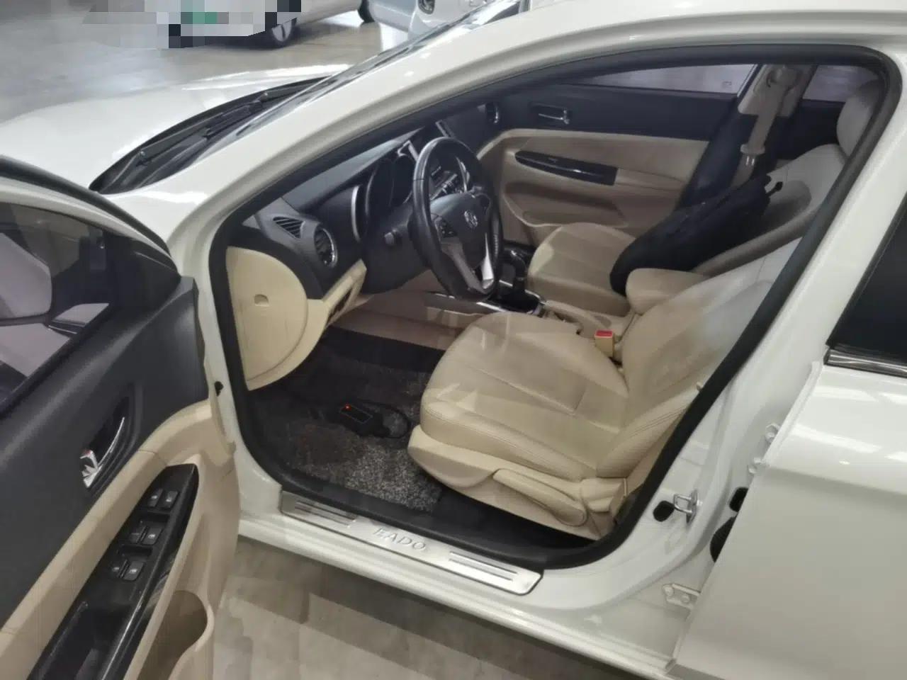 CHANGAN Eado 2015 1.6L Manual Luxury Model China V Standard — миниатюра 25