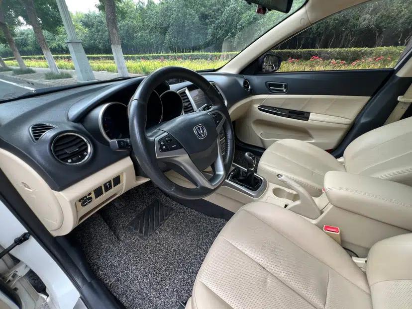 CHANGAN Eado 2015 1.6L Manual Luxury Model China V Standard — миниатюра 31