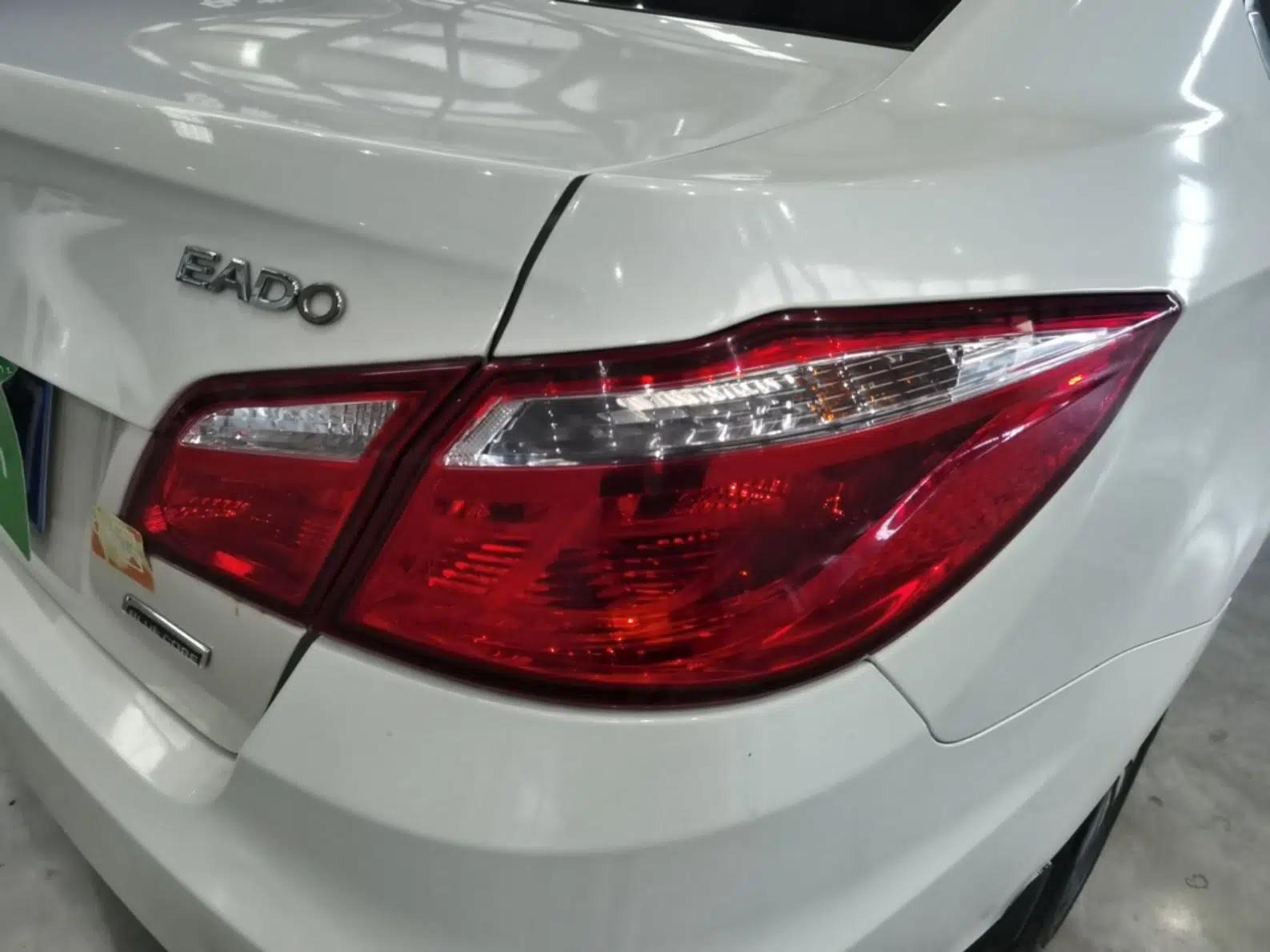CHANGAN Eado 2015 1.6L Manual Luxury Model China V Standard — миниатюра 9