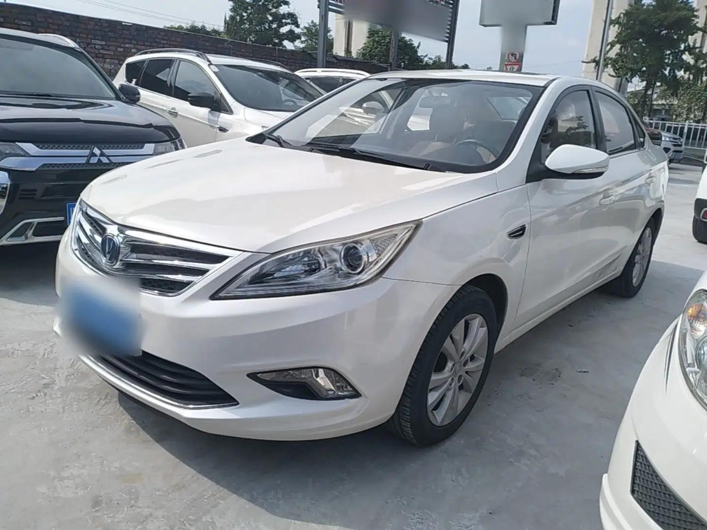 CHANGAN Eado 2014 1.6L Manual Luxury Model — миниатюра 1