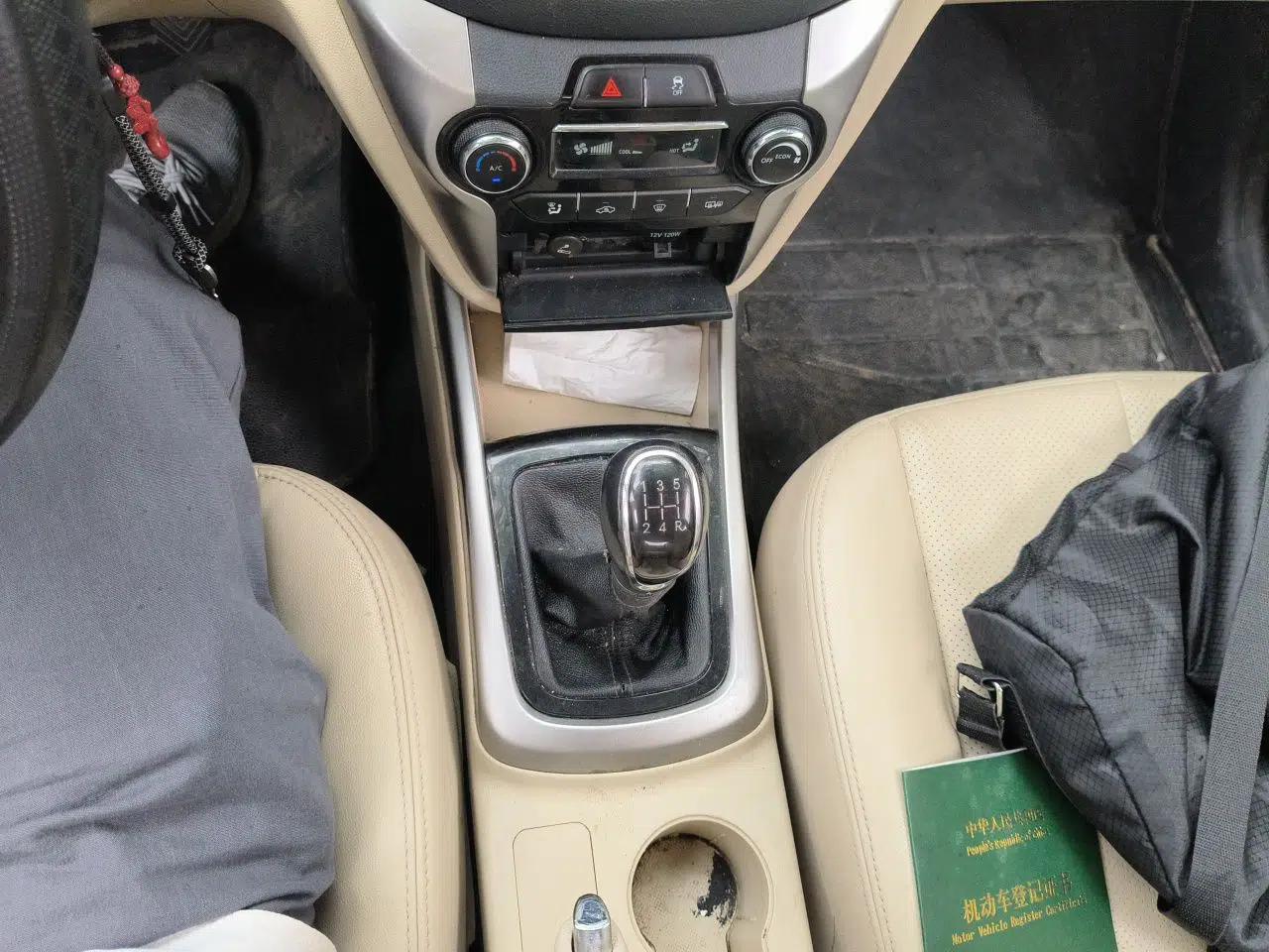 CHANGAN Eado 2015 1.6L Manual Luxury Model China IV Standard — миниатюра 14
