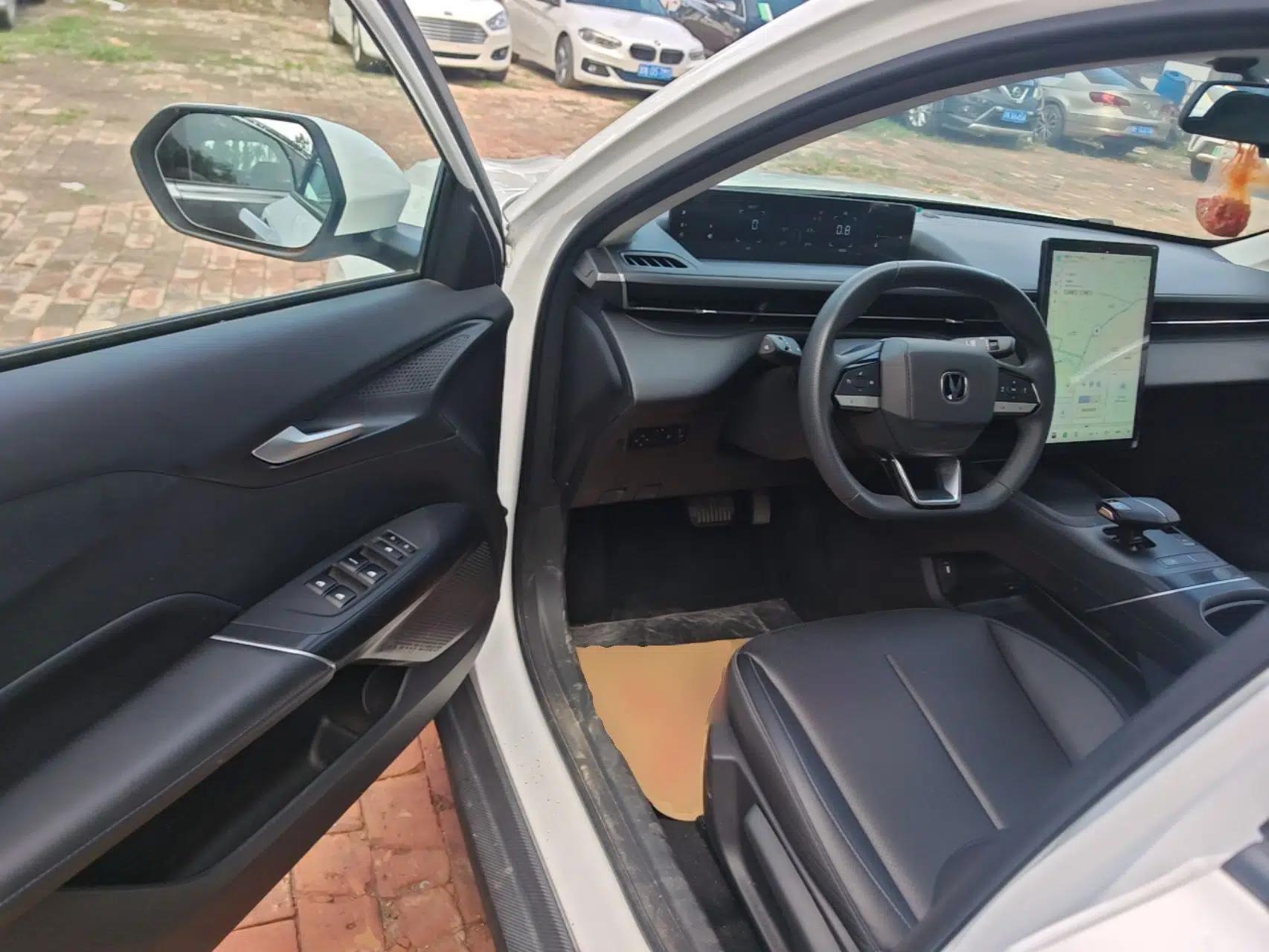 CHANGAN Eado 2024 1.5T GDI Automatic Prestige Edition — миниатюра 18