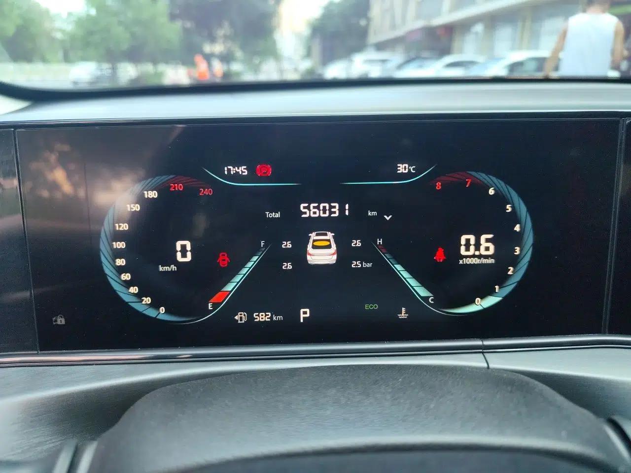 CHANGAN Eado 2022 PLUS 1.6L GDI CVT Luxury Model — миниатюра 11