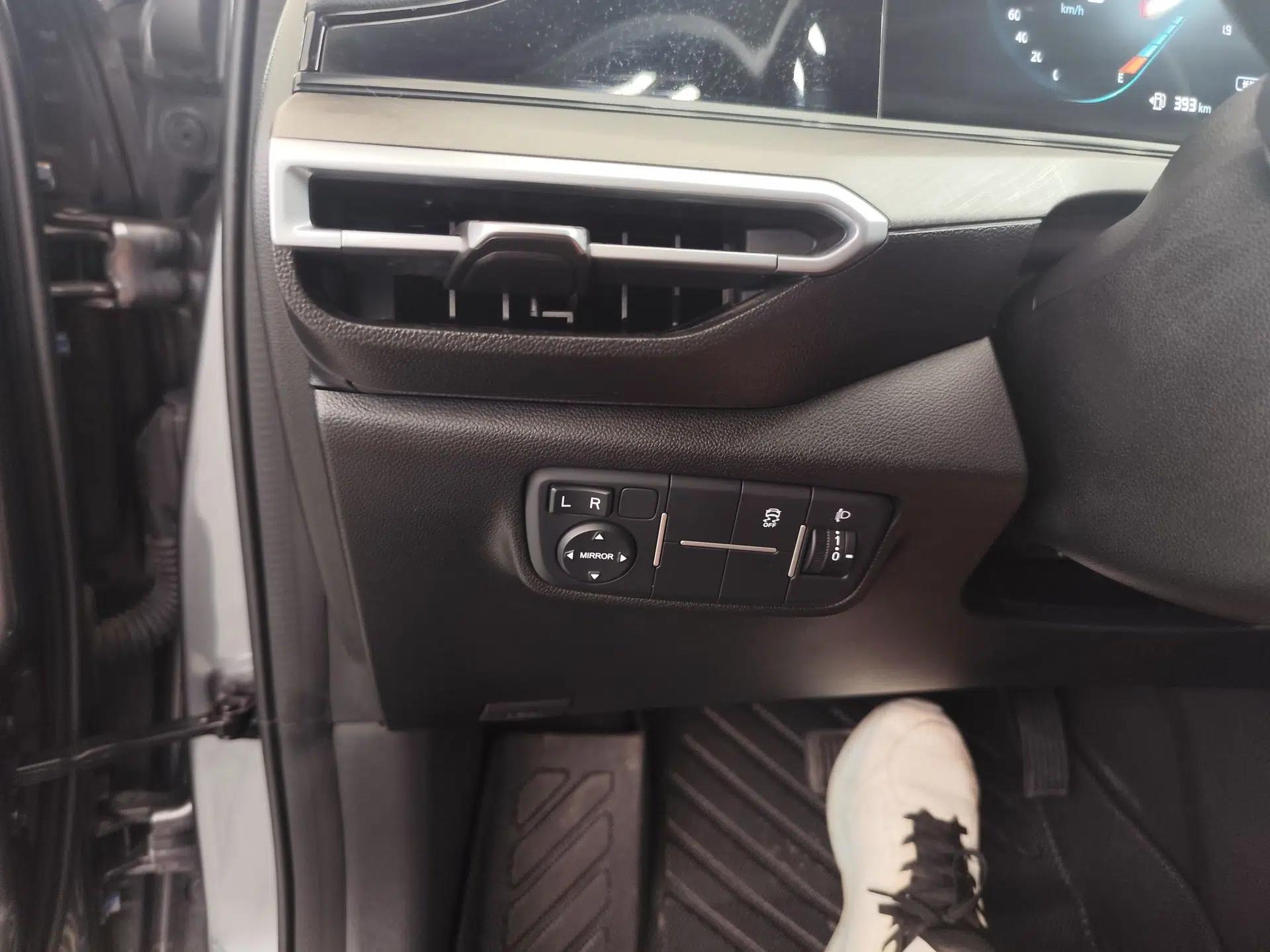CHANGAN Eado 2023 Changan Edition PLUS Blue Whale NE 1.4T GDI DCT Prestige Version — миниатюра 13