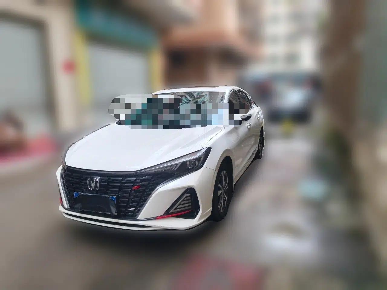 CHANGAN Eado 2023 Changan Edition PLUS Blue Whale NE 1.4T GDI DCT Prestige Version — миниатюра 1