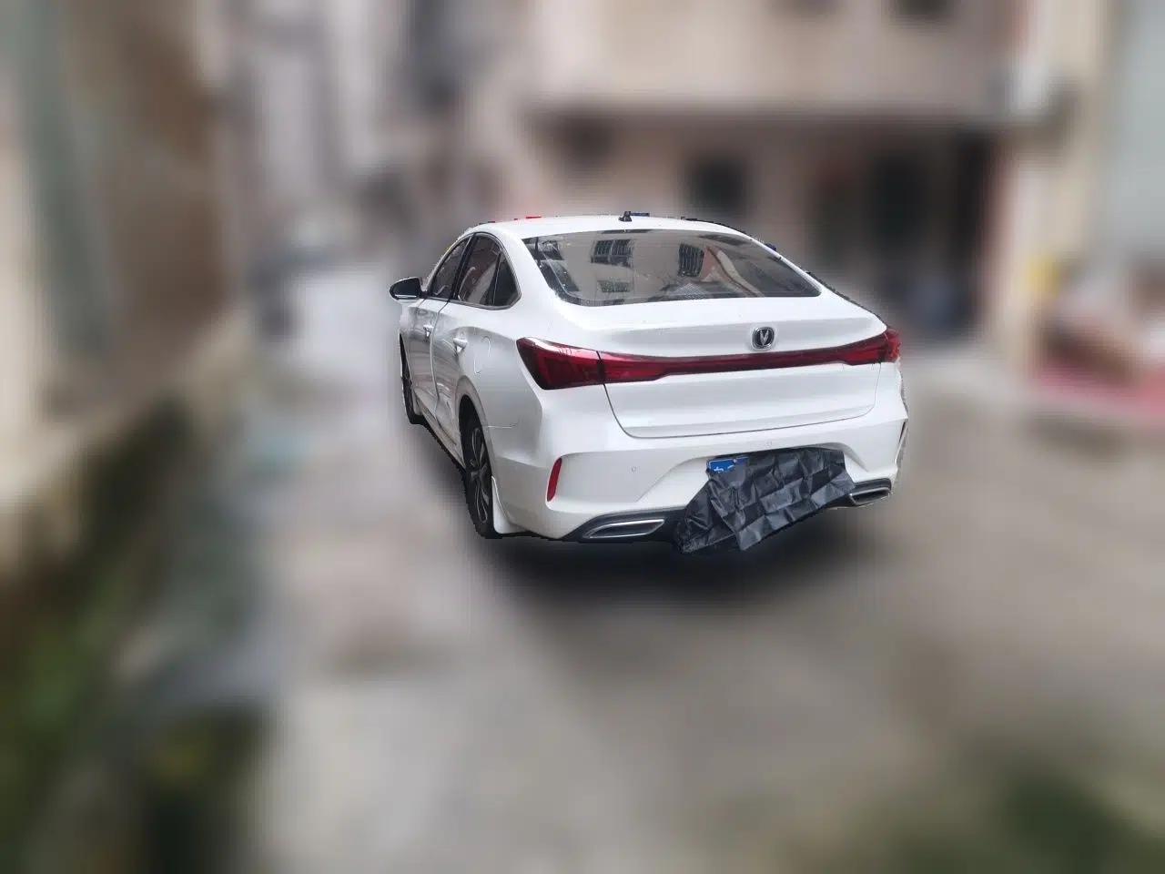CHANGAN Eado 2023 Changan Edition PLUS Blue Whale NE 1.4T GDI DCT Prestige Version — миниатюра 4