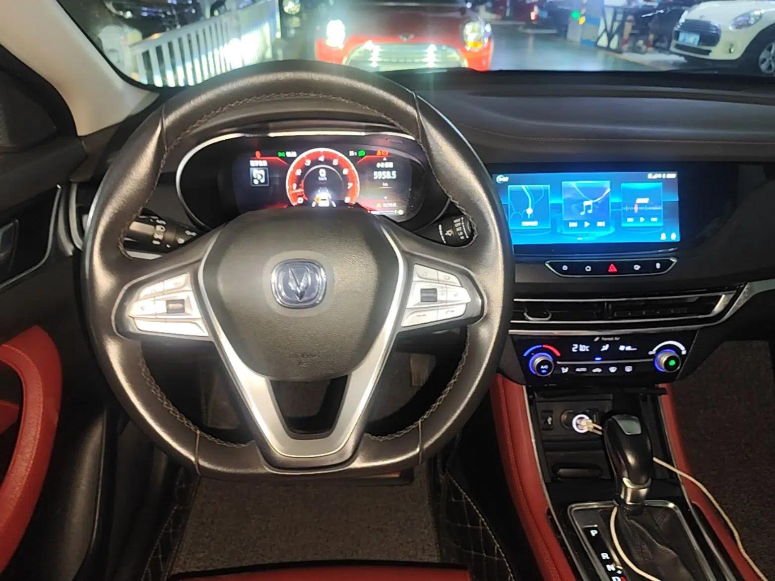 CHANGAN Eado 2019 Blue Whale Edition 280T GDI DCT Light-Speed Model — миниатюра 13