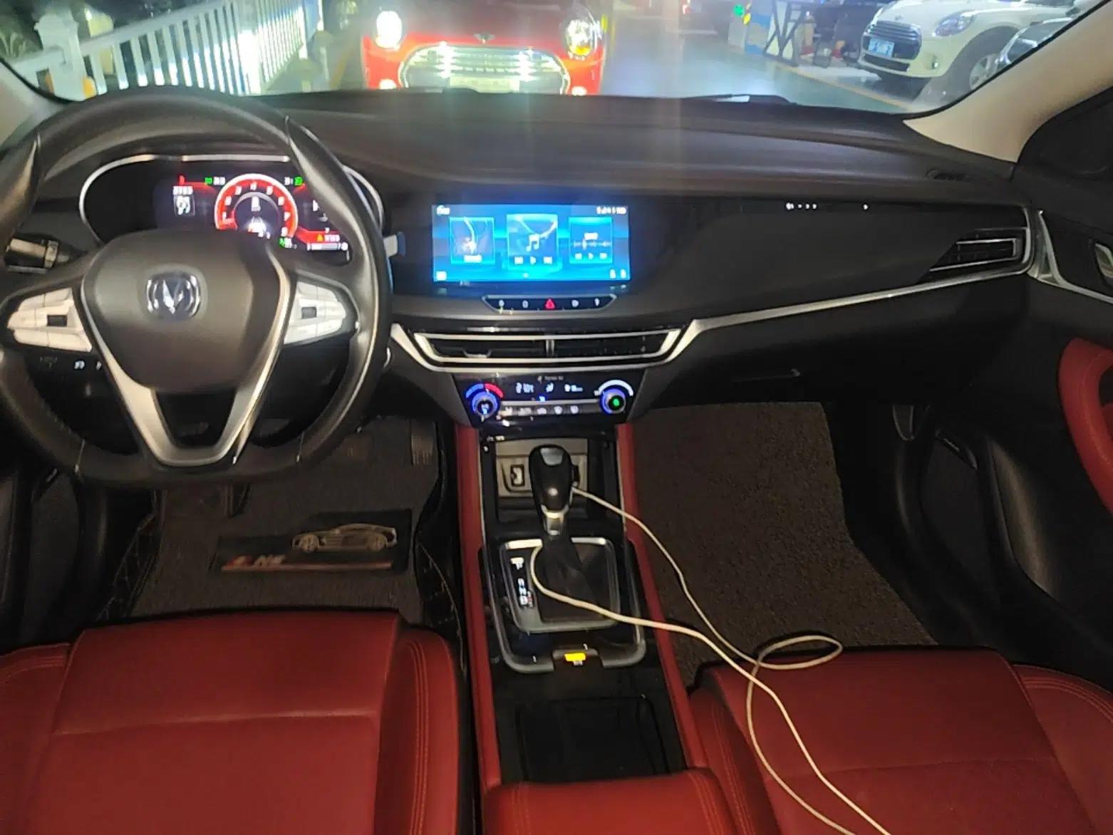 CHANGAN Eado 2019 Blue Whale Edition 280T GDI DCT Light-Speed Model — миниатюра 16