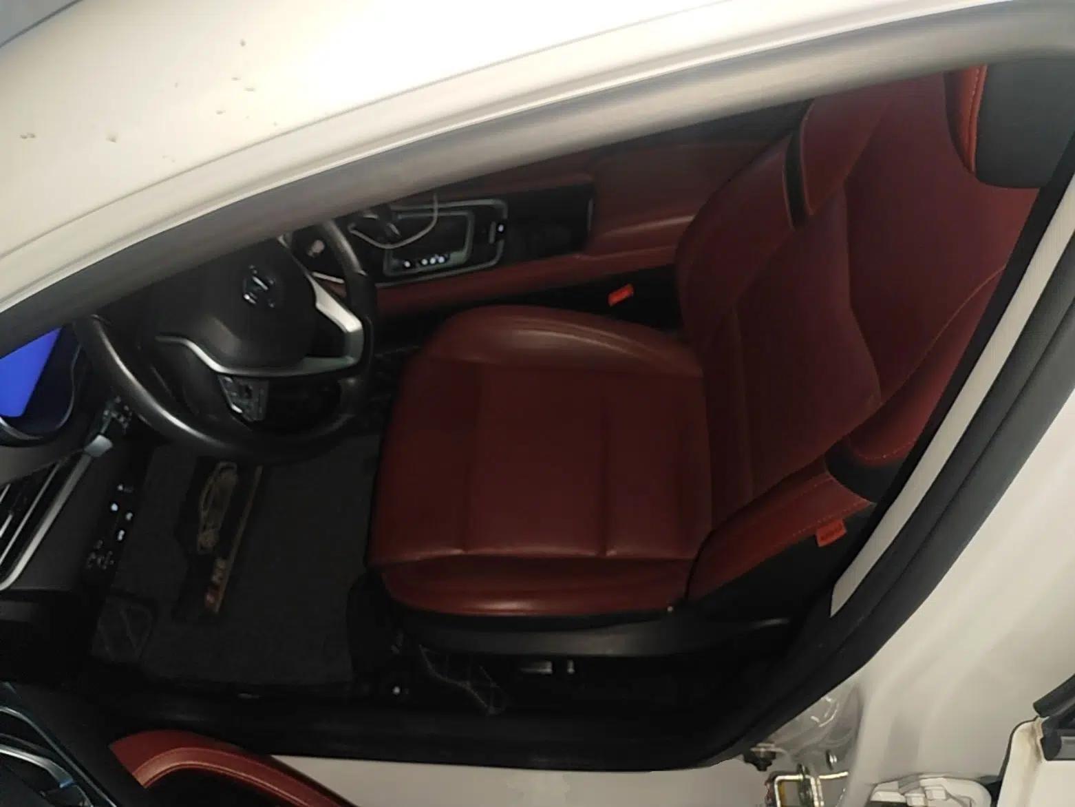 CHANGAN Eado 2019 Blue Whale Edition 280T GDI DCT Light-Speed Model — миниатюра 17