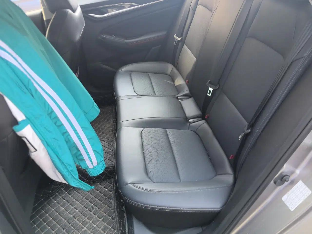 CHANGAN Eado 2020 PLUS Blue Whale NE 1.4T GDI DCT Prestige Model — миниатюра 17