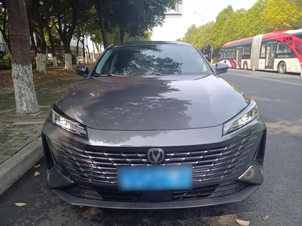 CHANGAN Eado 2024 1.5T GDI Automatic Flagship Edition — миниатюра 2