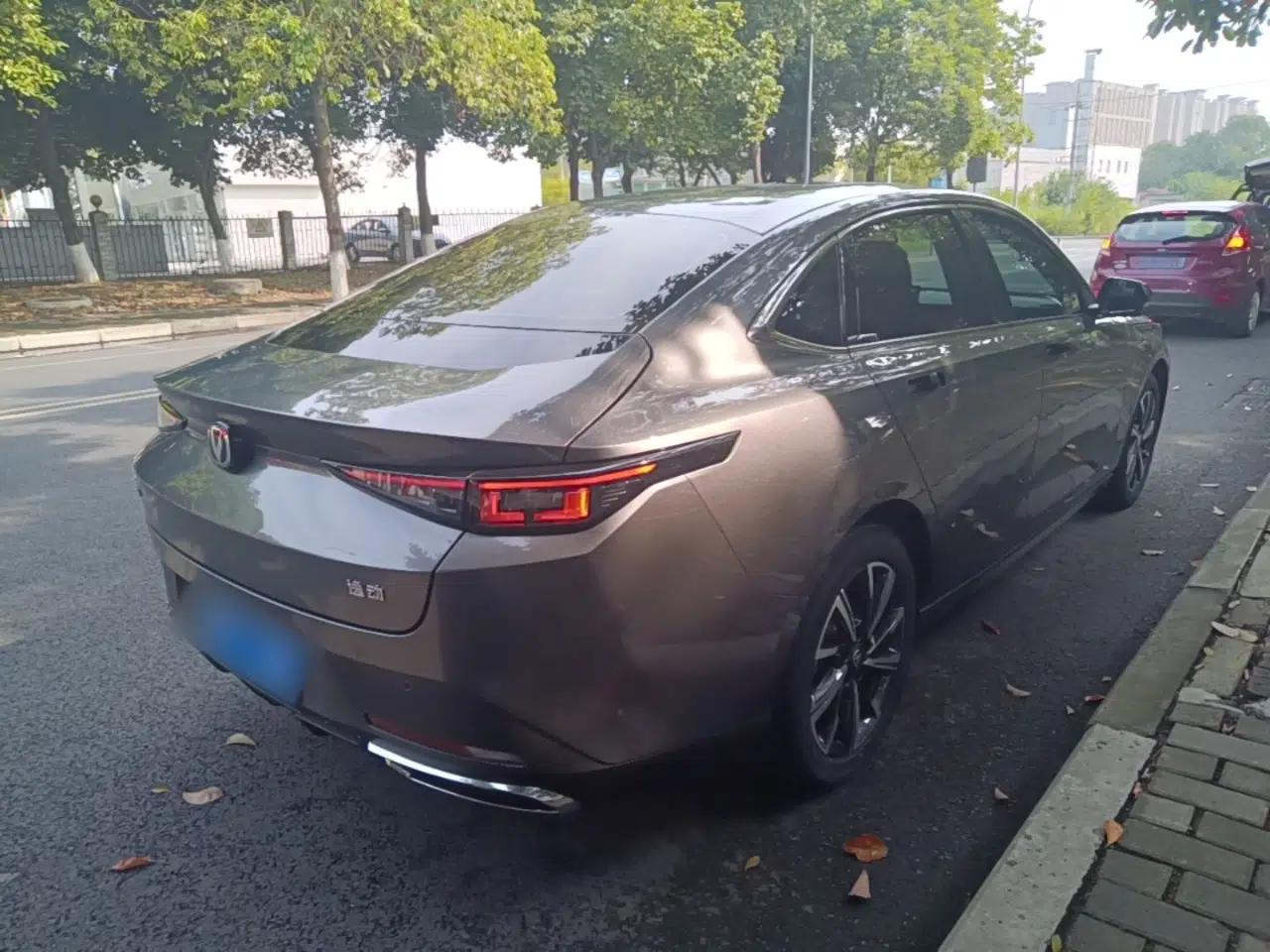 CHANGAN Eado 2024 1.5T GDI Automatic Flagship Edition — миниатюра 6