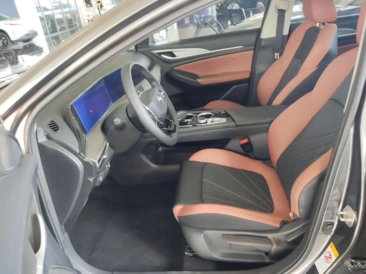 CHANGAN Eado 2024 PLUS Blue Whale NE 1.4T GDI DCT High-Energy Edition — миниатюра 17