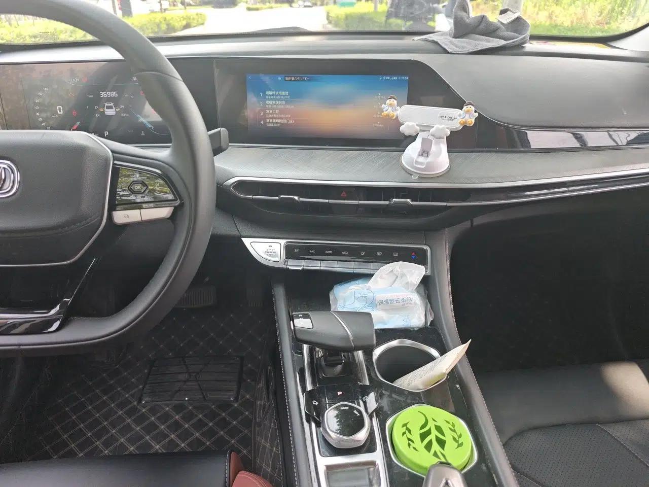 CHANGAN Eado 2023 Changan Edition PLUS Blue Whale NE 1.4T GDI DCT Prestige Version — миниатюра 13