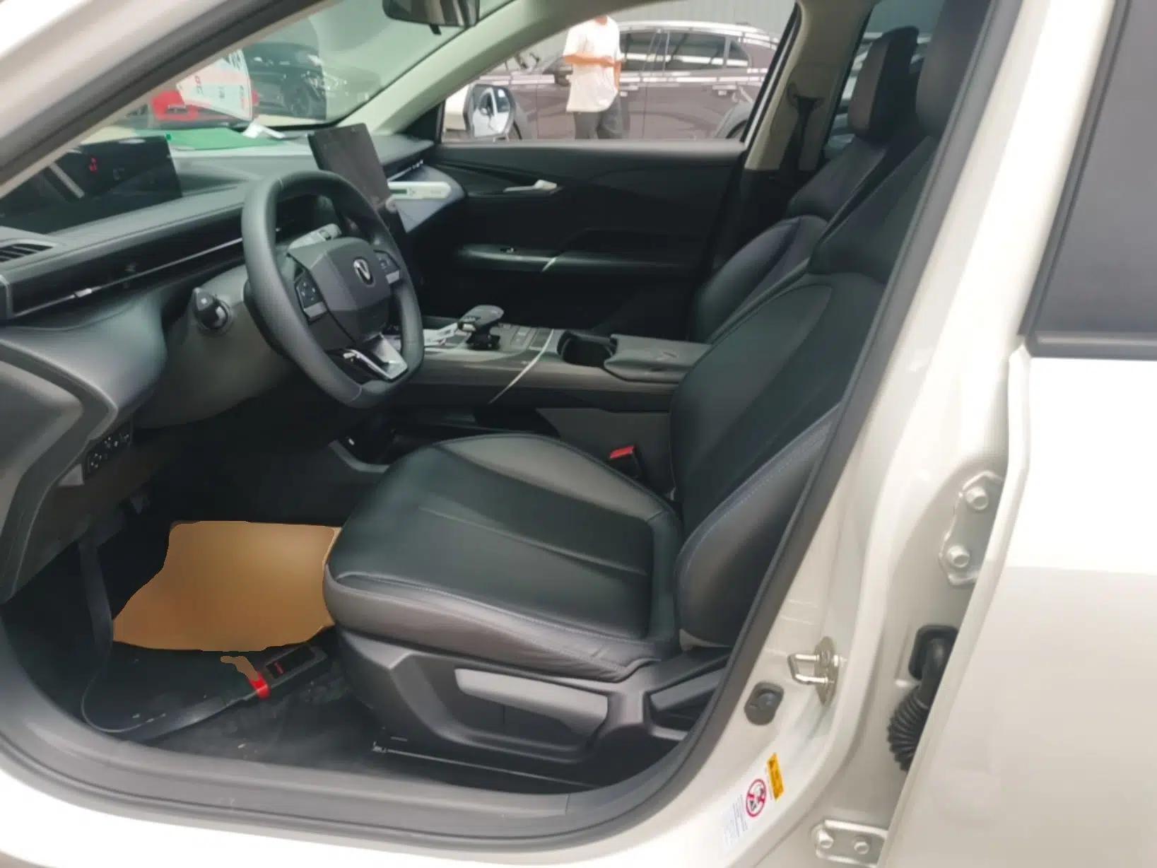 CHANGAN Eado 2024 1.5T GDI Automatic Enjoyment Edition — миниатюра 17