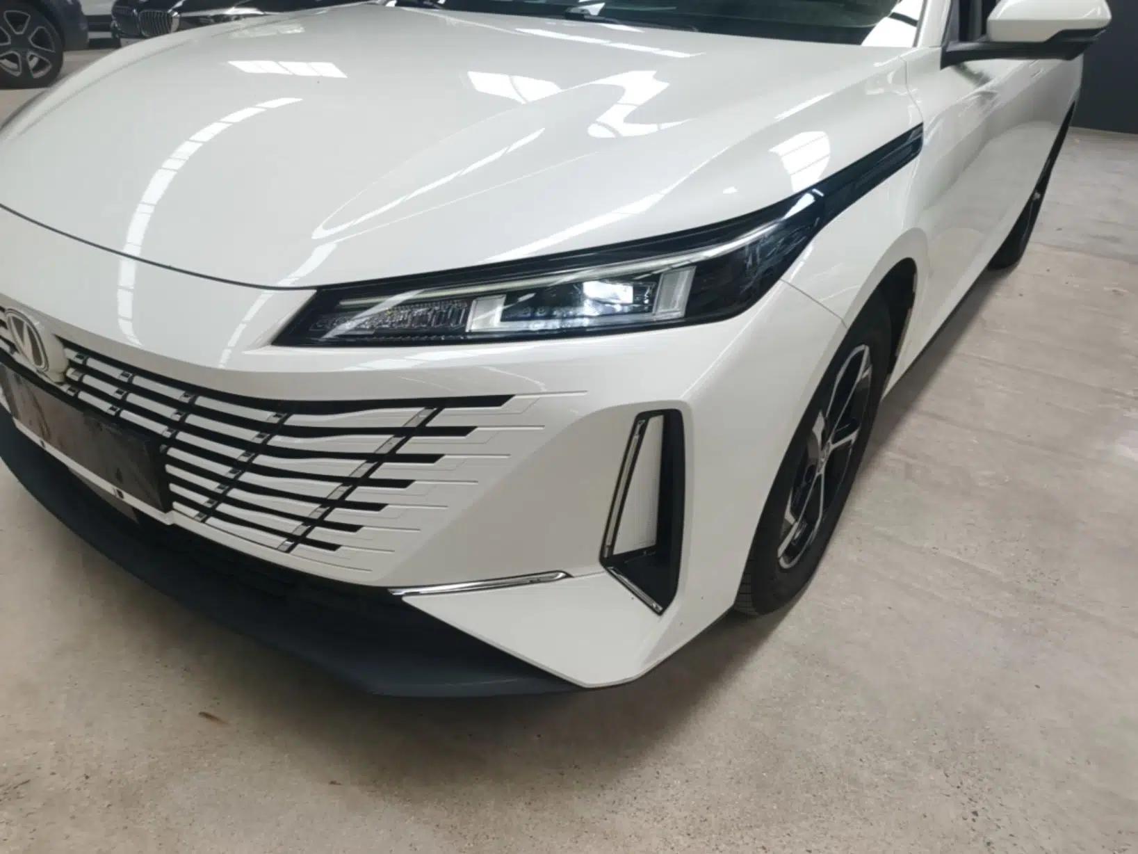 CHANGAN Eado 2024 1.5T GDI Automatic Enjoyment Edition — миниатюра 8