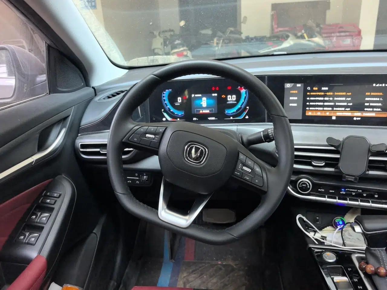 CHANGAN Eado 2021 PLUS Blue Whale NE 1.4T GDI DCT Prestige Model — миниатюра 10