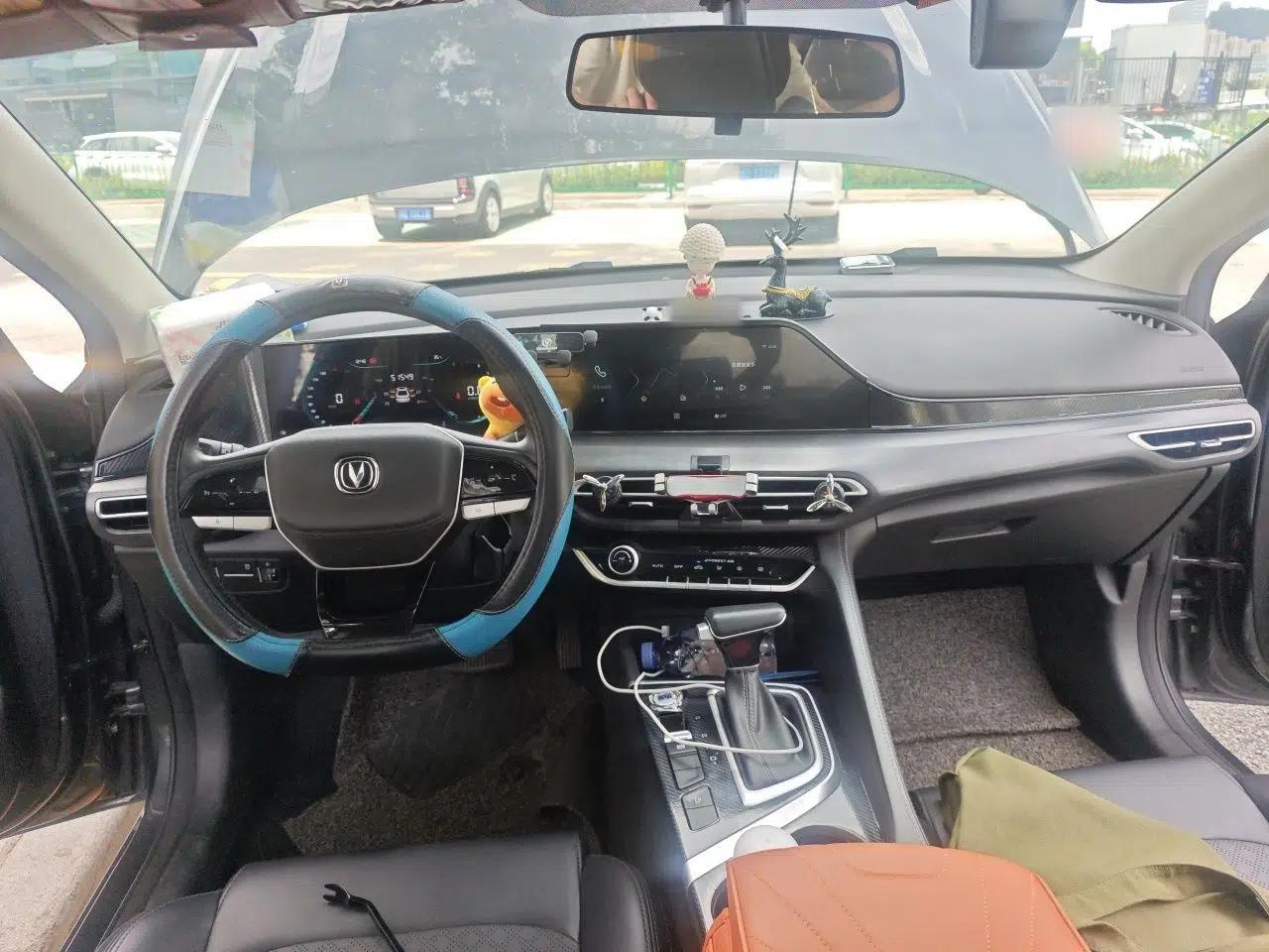CHANGAN Eado 2022 PLUS 1.6L GDI CVT Luxury Model — миниатюра 9