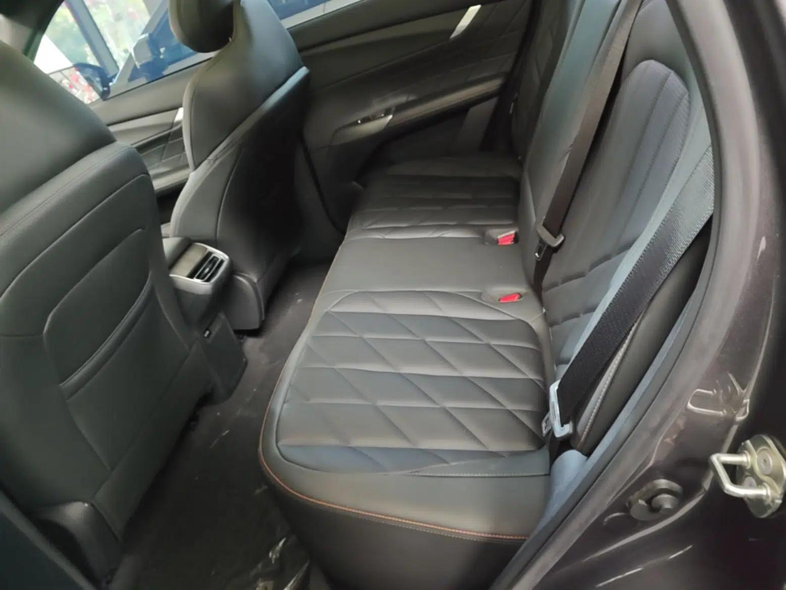 CHANGAN CS75 PLUS 2025 4th Generation UItra 2.0T New Blue Whale – Smart & Powerful Version — миниатюра 20