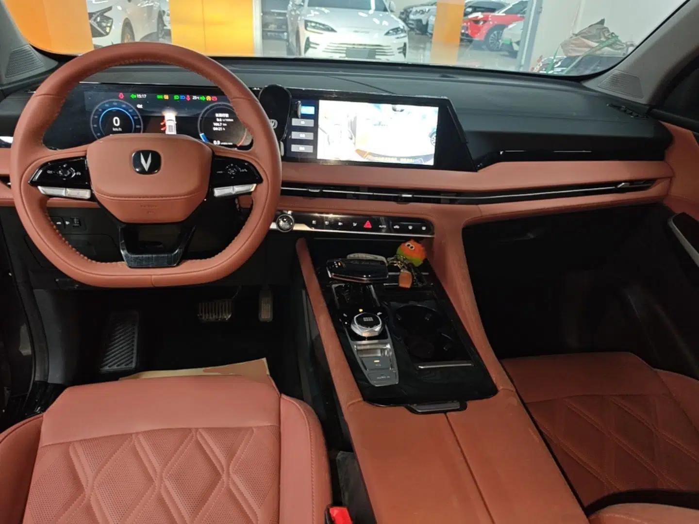 CHANGAN CS75 PLUS 2023 3rd Generation 1.5T Automatic Prestige Model — миниатюра 12